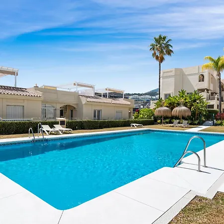Holiday home La Quinta Hills - Modern Andalusian-style With Rooftop Terrace Marbella
